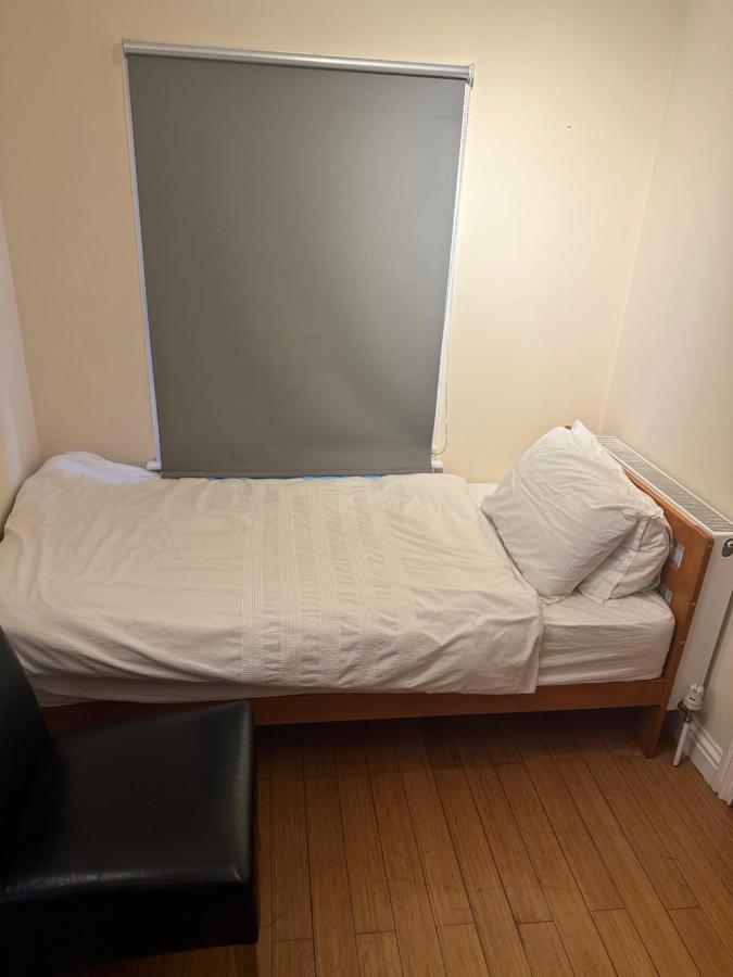 Sultania Motel And Catering Hedgerley Экстерьер фото